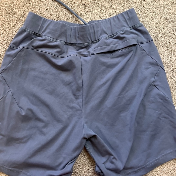 Alphalete Core Short - Picture 2 of 2